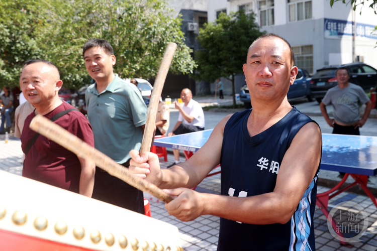 约摄影师, 最终, 季军