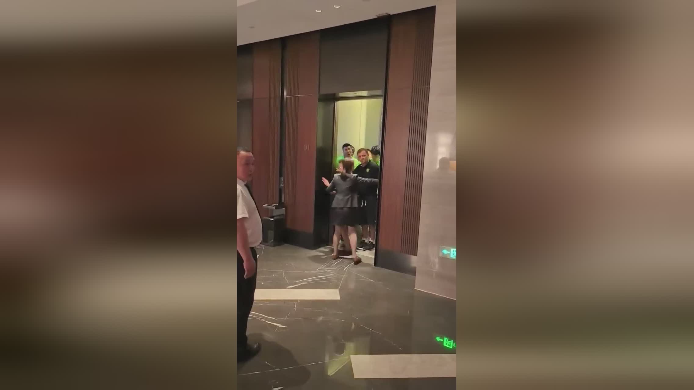 vh, 宁对球迷大