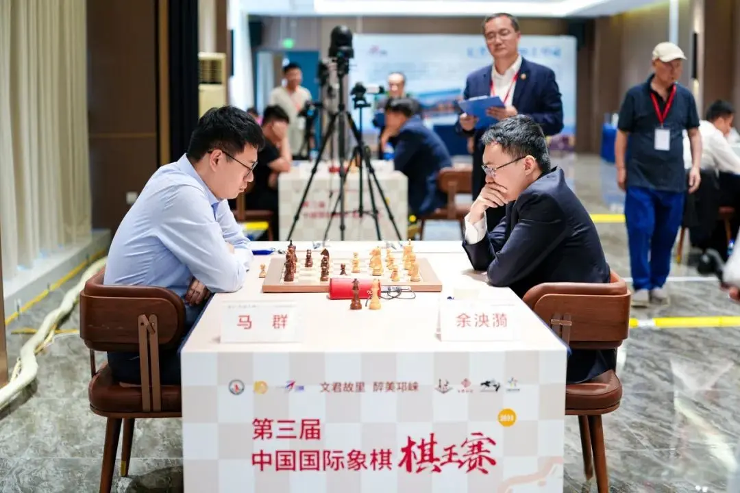第三届中国, 只会下棋