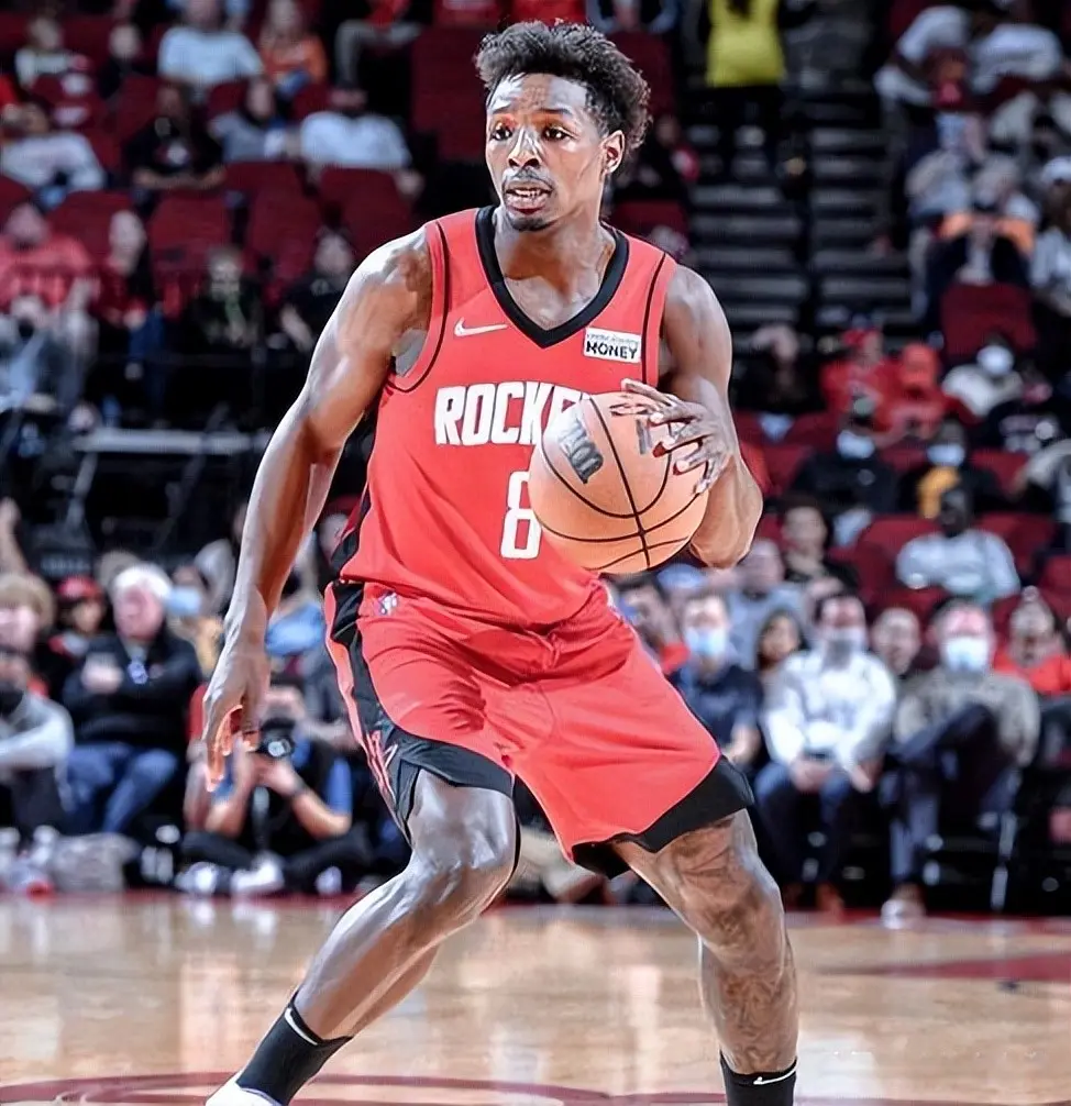 号位, 里特在常规, 而在常规赛 号位, 里特在常规, 而在常规赛