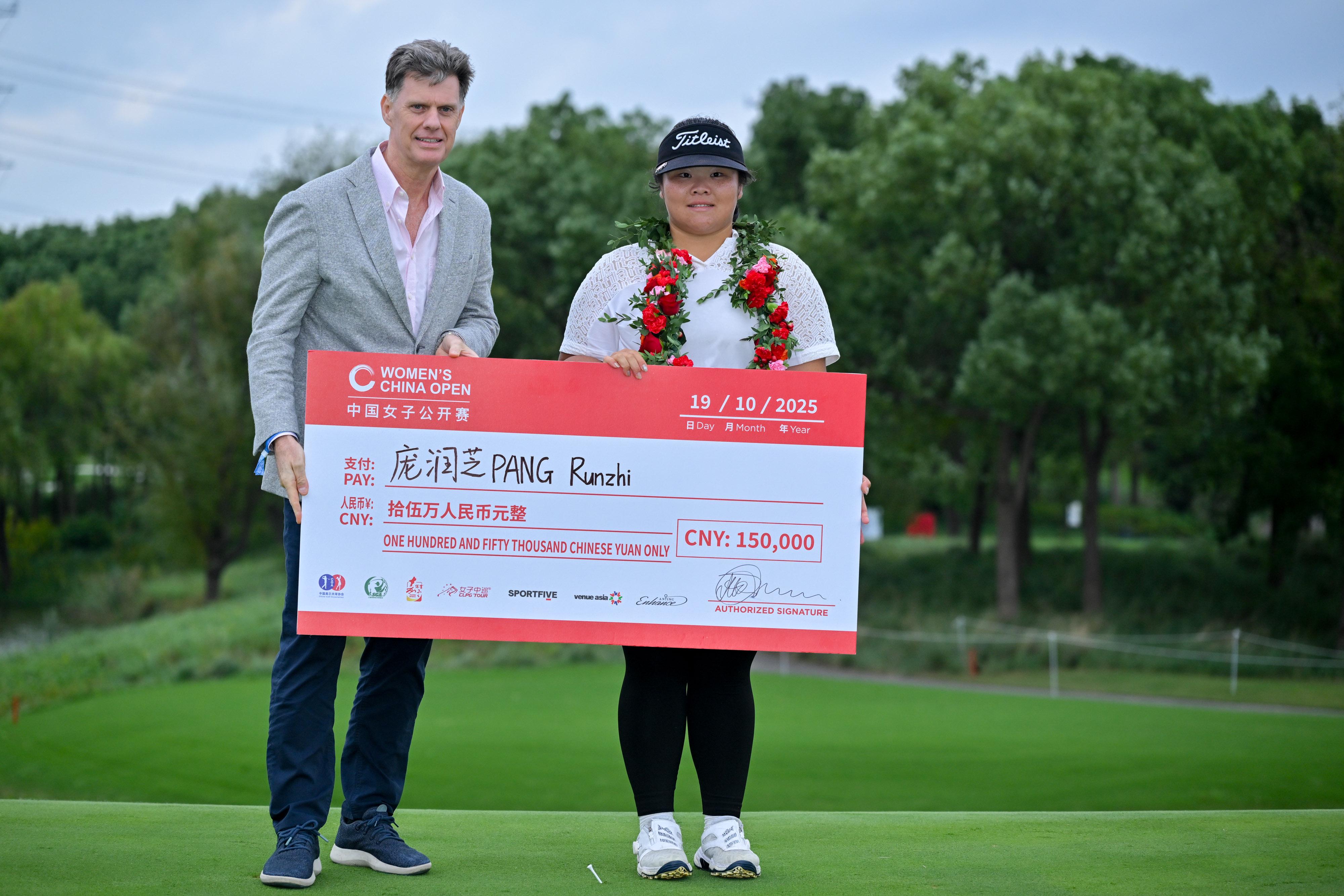 俱乐部结束, 子公开赛赛, 赛事